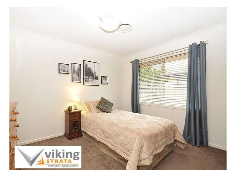 4 Petrie Crescent, Aspley QLD 4034