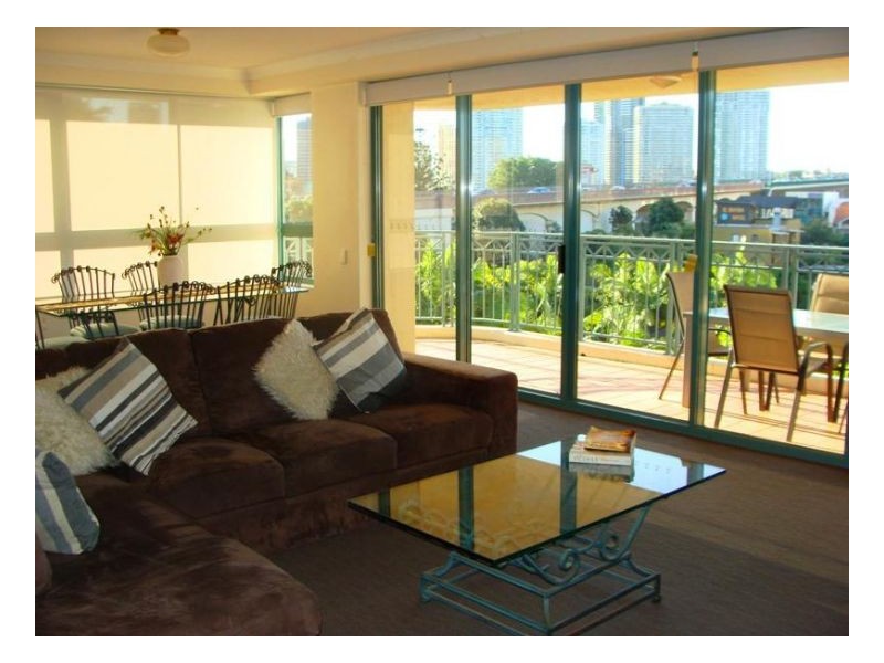 21/1 Goodwin Street, Kangaroo Point QLD 4169