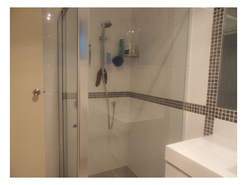 33 Lowanna Drive, Ashmore QLD 4214