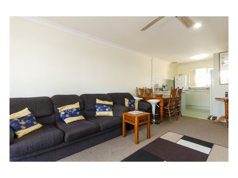 103 128 Benowa Road, Southport QLD 4215