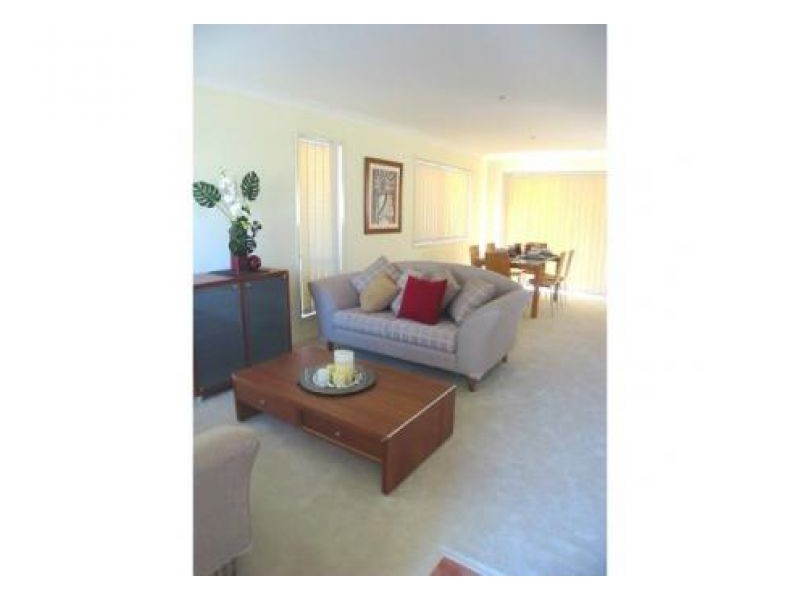 10 Diane Court, Calamvale QLD 4116