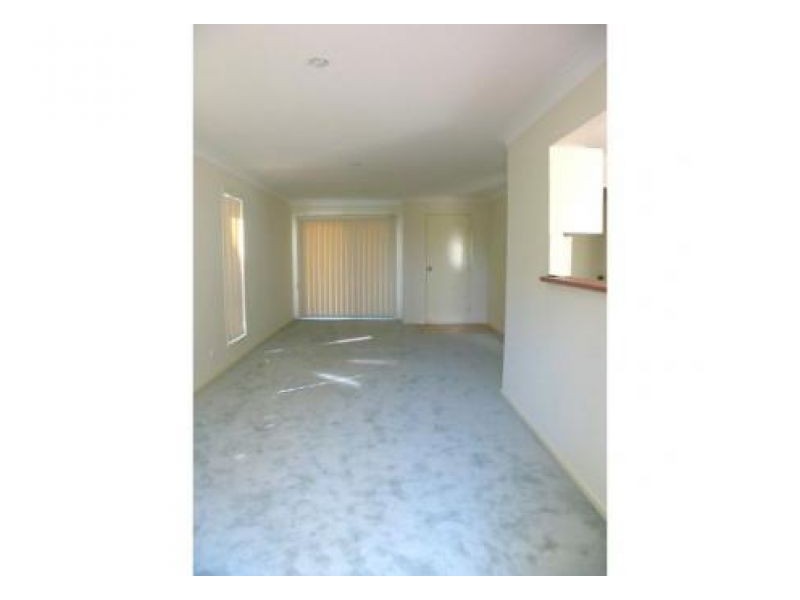 10 Diane Court, Calamvale QLD 4116