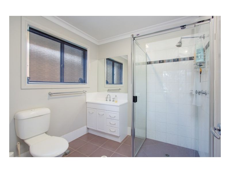 8 Heathwood Street, Taigum QLD 4018