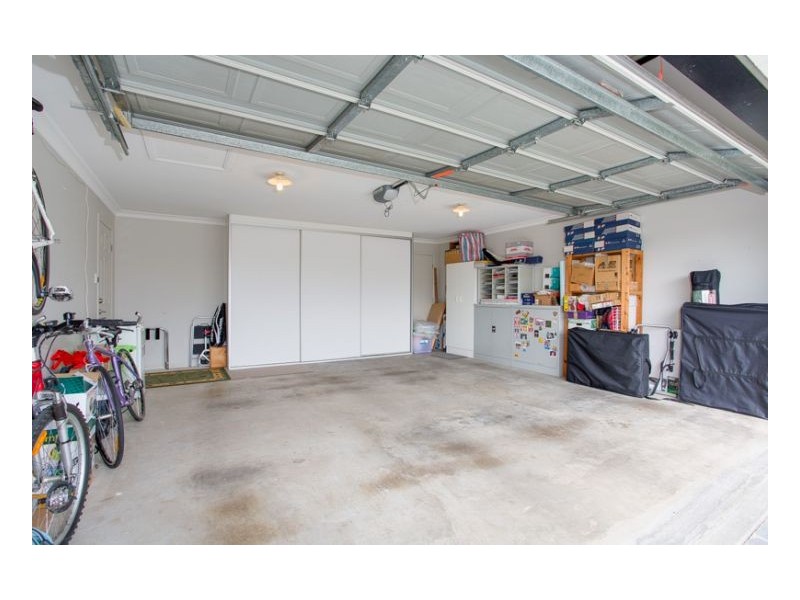 8 Heathwood Street, Taigum QLD 4018