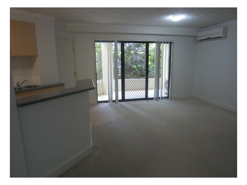 138 High Street, Southport QLD 4215