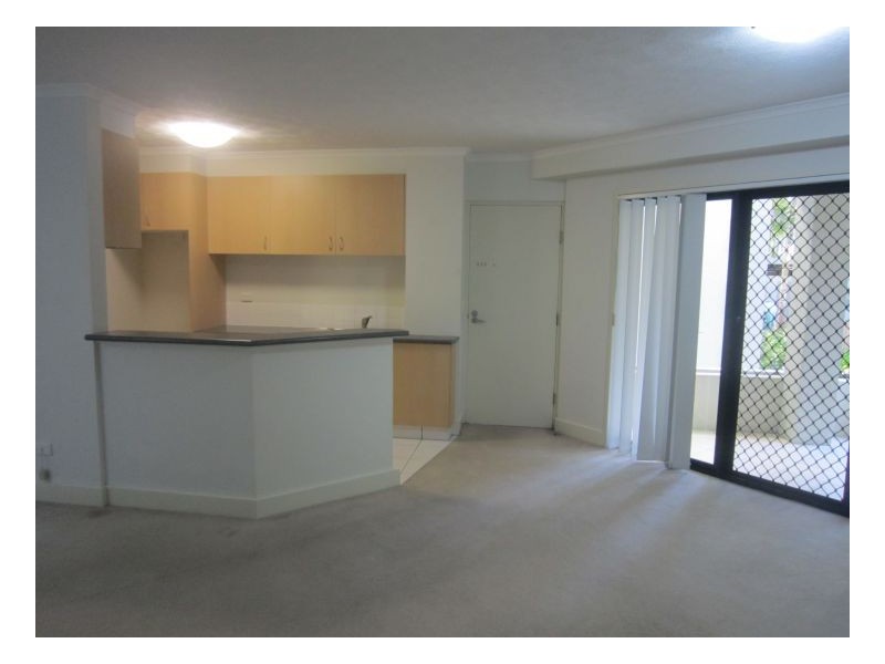 138 High Street, Southport QLD 4215