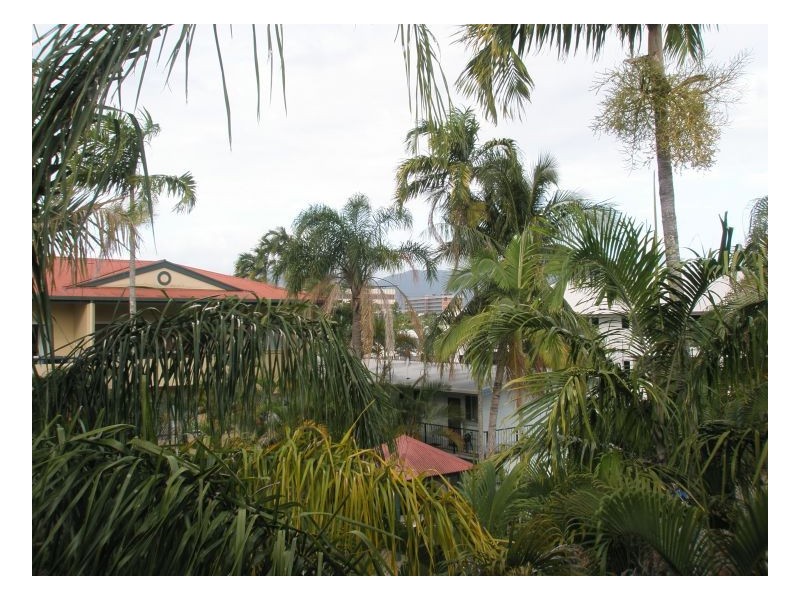 228/191 Mcleod Street, Cairns North QLD 4870