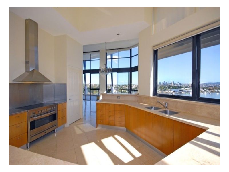 37 27-31 Harbour Rd, Bretts Wharf, Hamilton QLD 4007