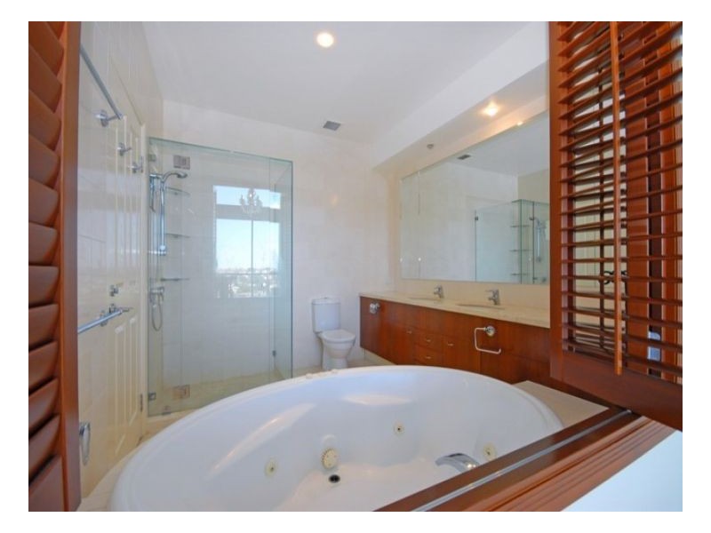 37 27-31 Harbour Rd, Bretts Wharf, Hamilton QLD 4007