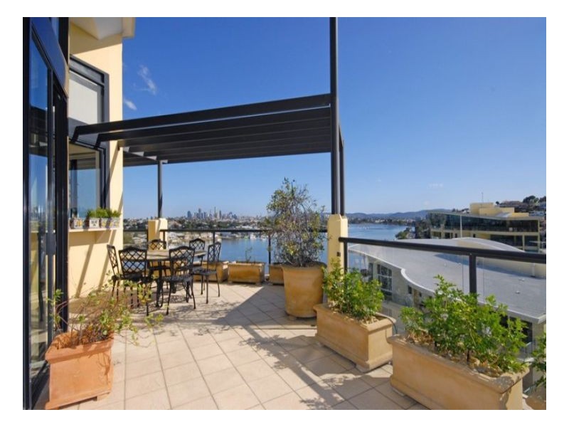 37 27-31 Harbour Rd, Bretts Wharf, Hamilton QLD 4007