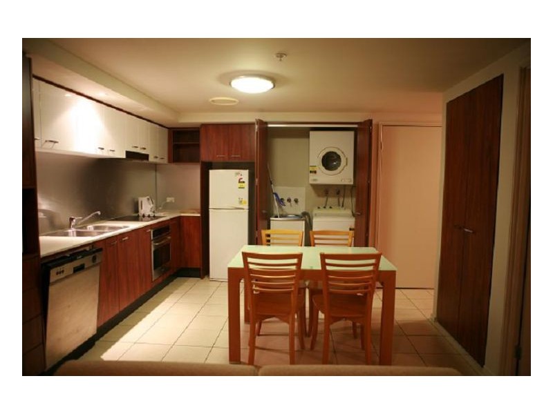 23 Ferny Ave, Surfers Paradise QLD 4217