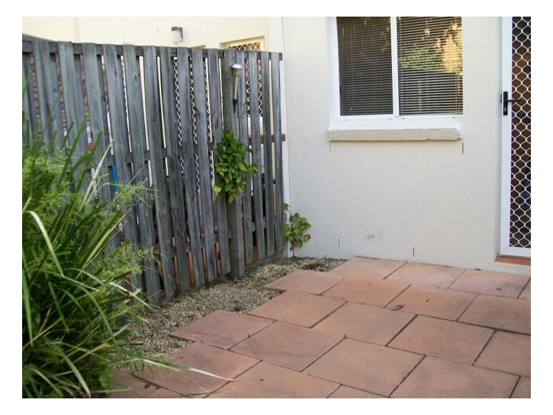 21 125 Pappas Way, Carrara QLD 4211