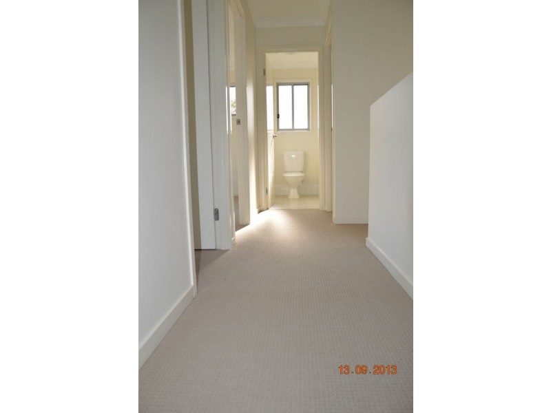 11/2 Grandly Street (or 91 Crossacres St), Doolandella QLD 4077