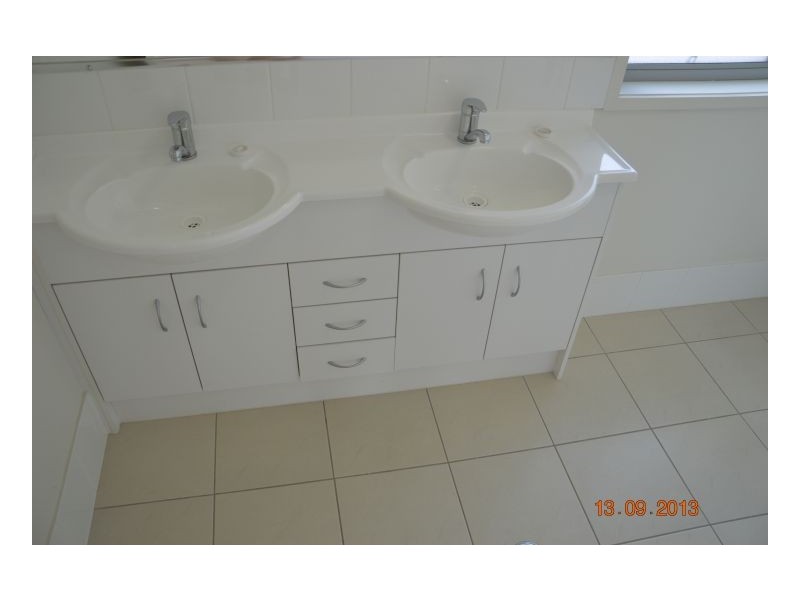 11/2 Grandly Street (or 91 Crossacres St), Doolandella QLD 4077