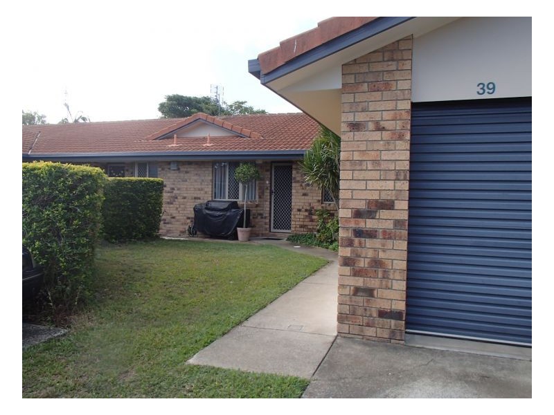 Unit   @ 11 Waterford Court, Bundall QLD 4217