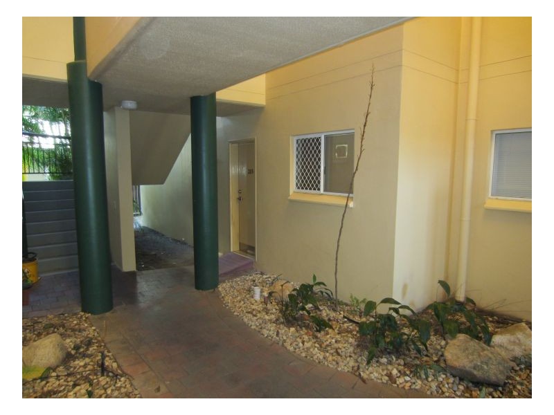 203/191 Mcleod Street, Cairns North QLD 4870