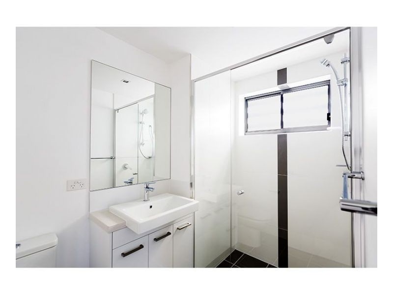 805 / 159 Logan Rd, Woolloongabba QLD 4102