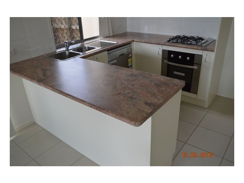11/2 Grandly Street (or 91 Crossacres St), Doolandella QLD 4077