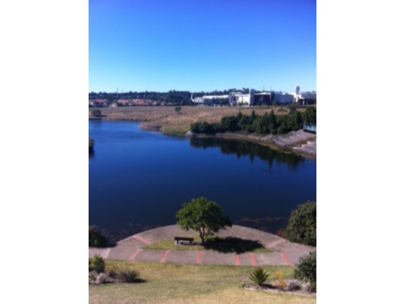 2/129 Laver Drive, Robina QLD 4226