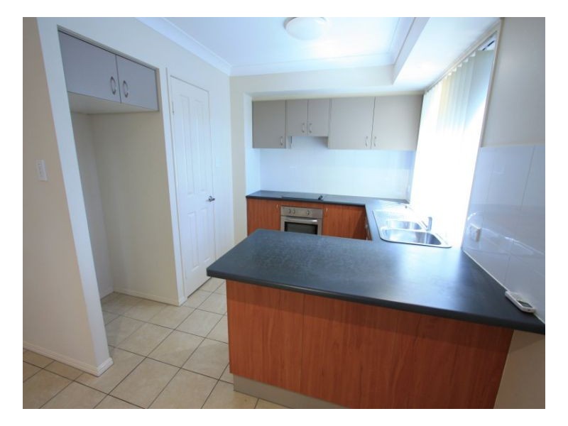 1/11 Pyranees Street, Calamvale QLD 4116