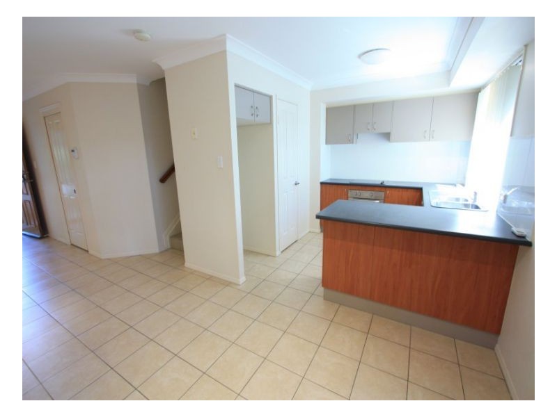 1/11 Pyranees Street, Calamvale QLD 4116