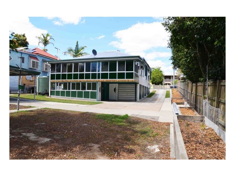 58 Lloyd Street, Camp Hill QLD 4152