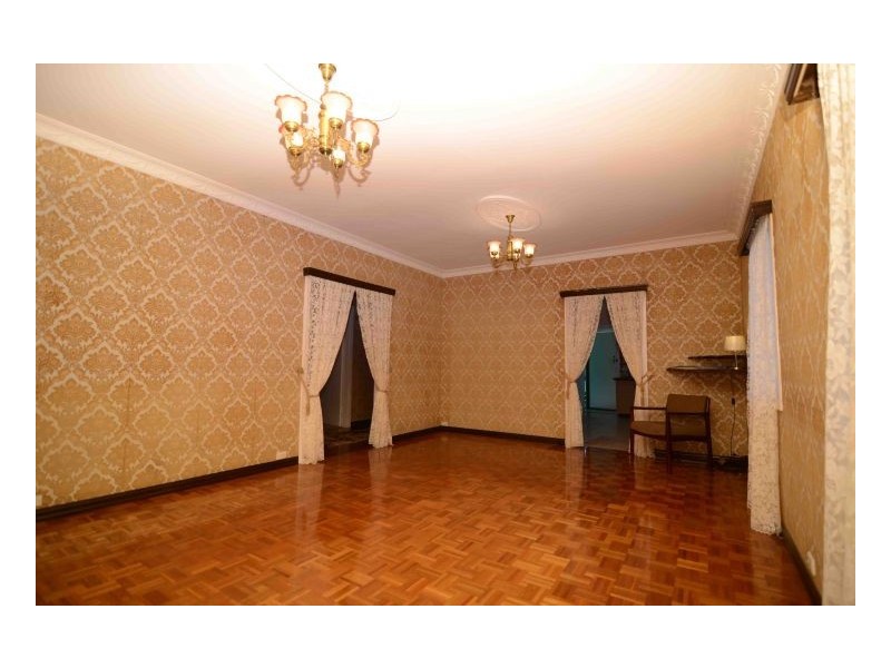 58 Lloyd Street, Camp Hill QLD 4152