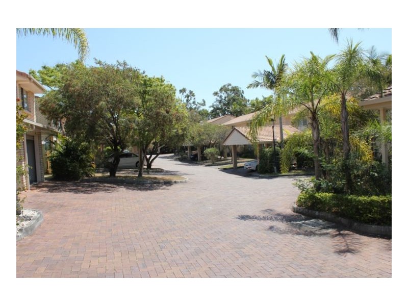15. Vitko St, Woodridge QLD 4114