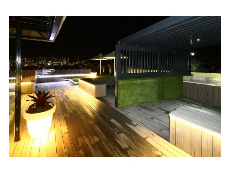 811/159 Logan Road, Woolloongabba QLD 4102