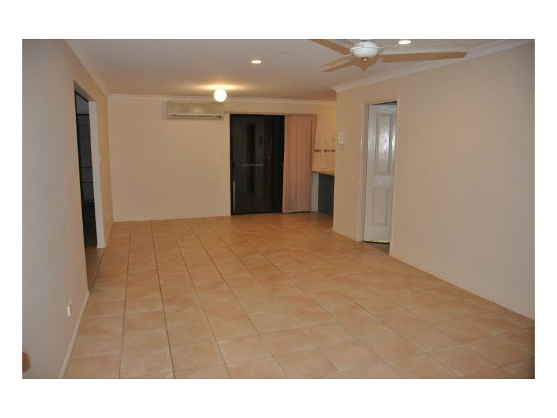 57/8 Diamond Place, Runcorn QLD 4113