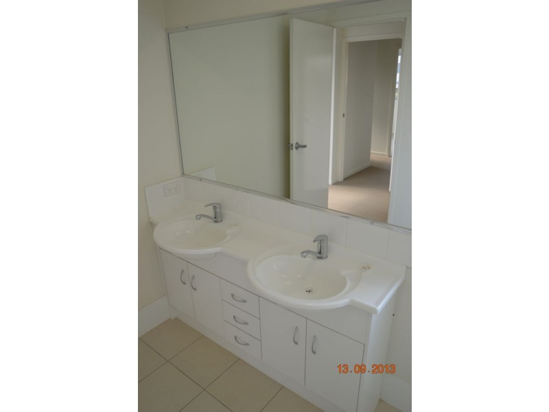 13/1 Grandly Street (or 91 Crossacres St), Doolandella QLD 4077