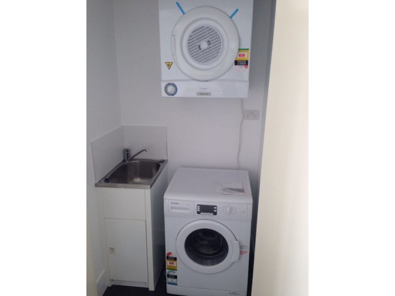 Unit 208/159 Logan Rd, Woolloongabba QLD 4102