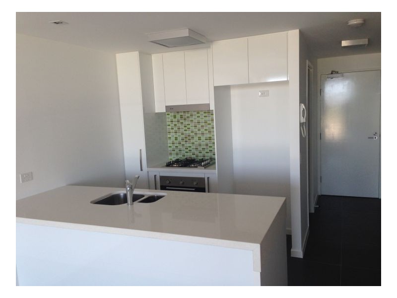 U607 Logan Road, Woolloongabba QLD 4102
