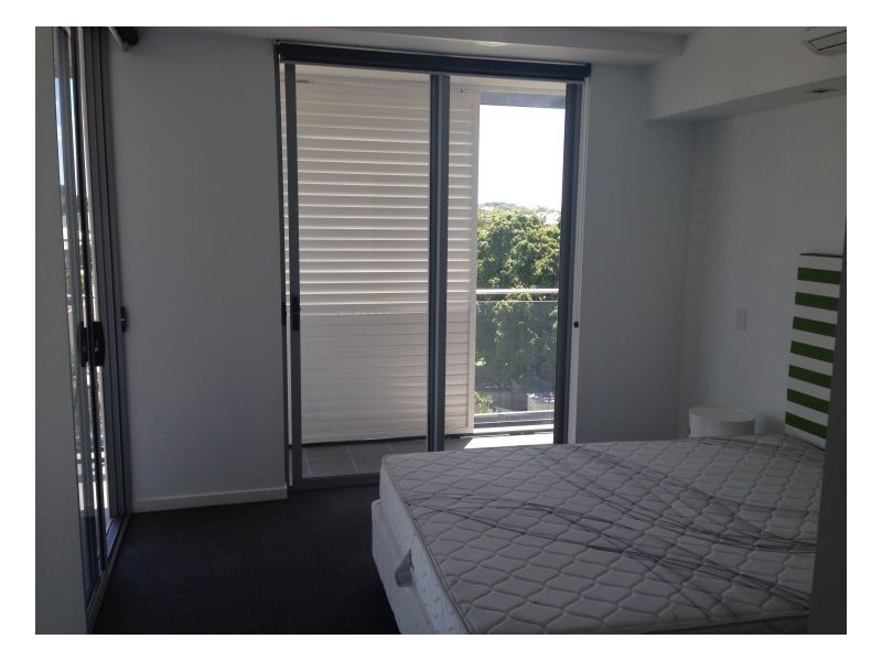 616 159 Logan Rd, Woolloongabba QLD 4102