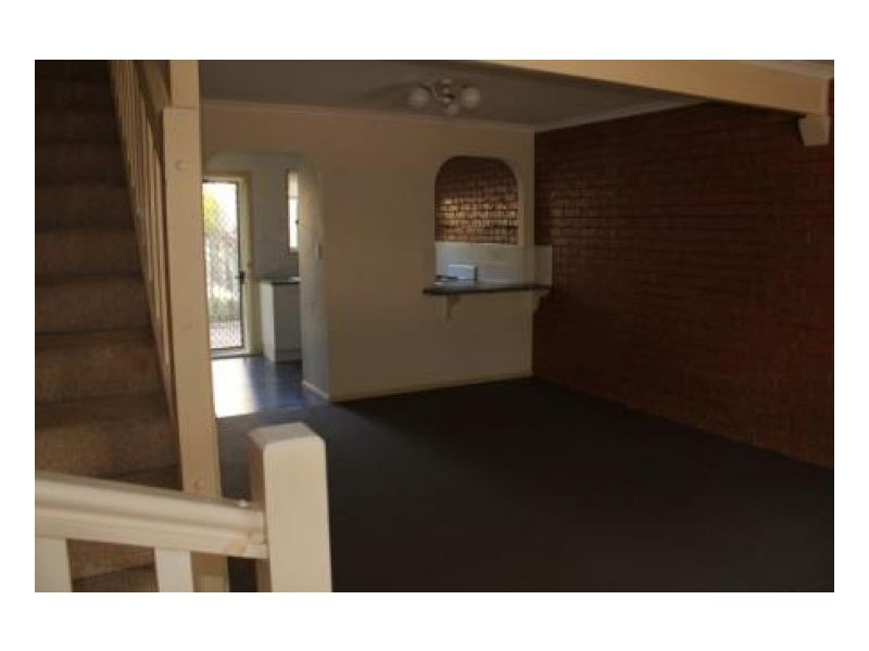 31/15 Vitko St, Woodridge QLD 4114