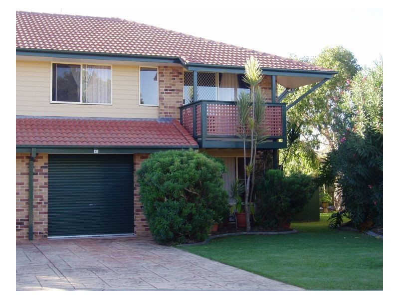 23 Tristan Court, Benowa QLD 4217