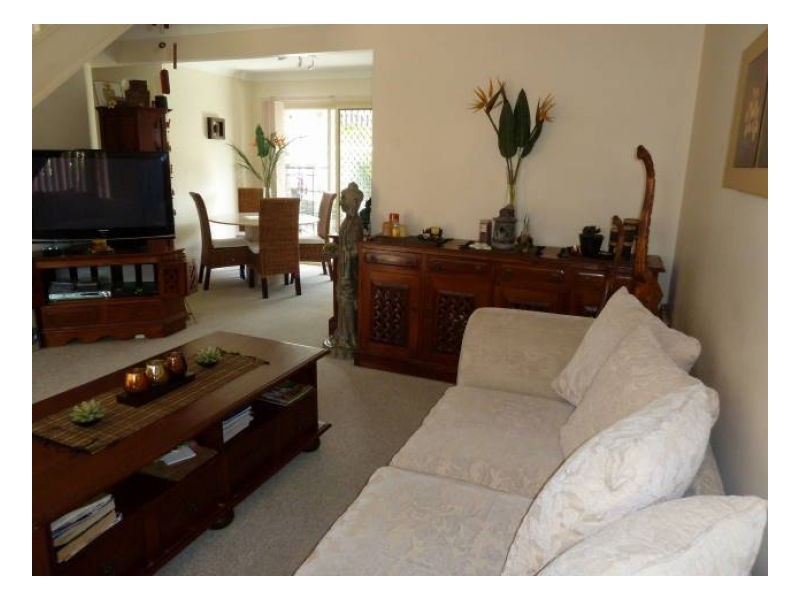 23 Tristan Court, Benowa QLD 4217