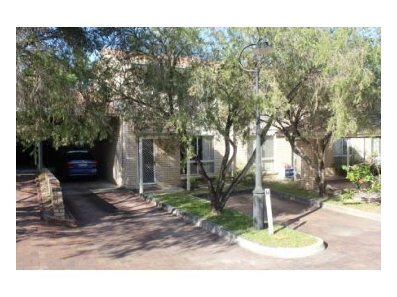 24/15 Vitko St, Woodridge QLD 4114