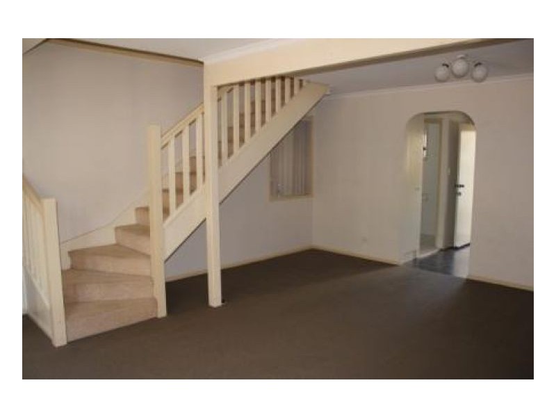 24/15 Vitko St, Woodridge QLD 4114