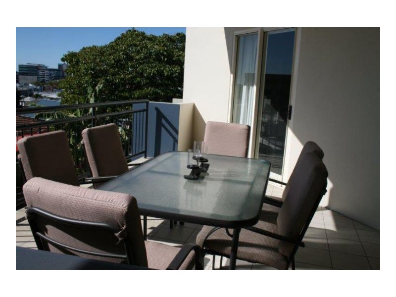 03/451 Gregory Terrace, Spring Hill QLD 4000