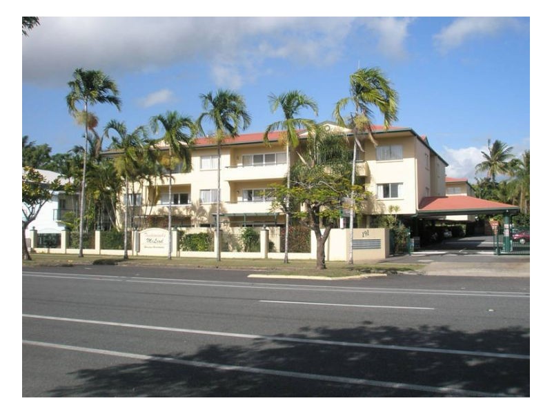 191 Mcleod Street, Cairns North QLD 4870