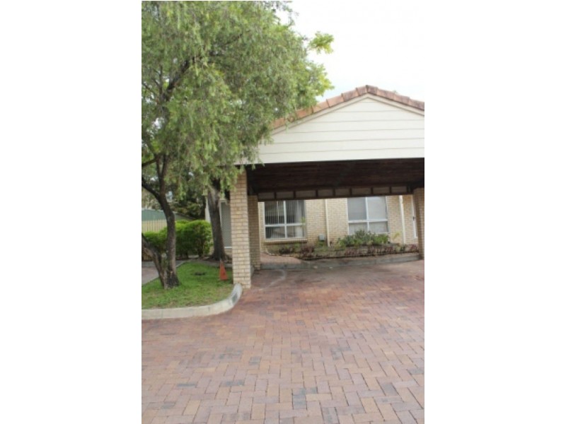 015 Vitko St, Woodridge QLD 4114
