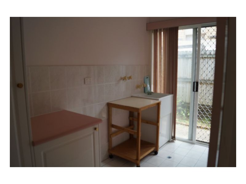 27 Eden Elm Street, Calamvale QLD 4116