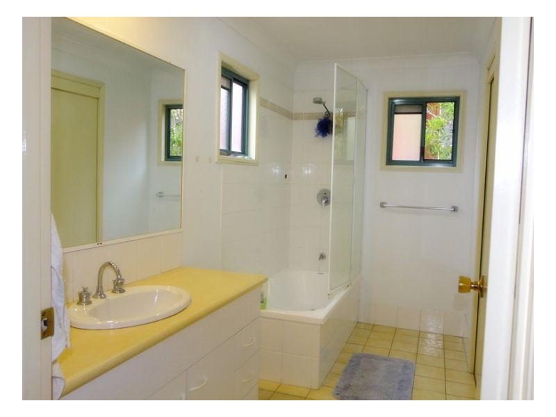 13/11 Oakmont Ave, Oxley QLD 4075