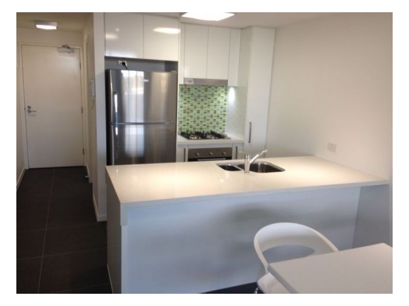 719 159 Logan Rd, Woolloongabba QLD 4102