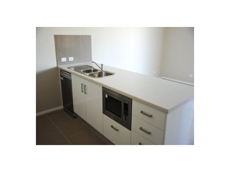 33 Sydney Smith Drive, Penrith NSW 2750