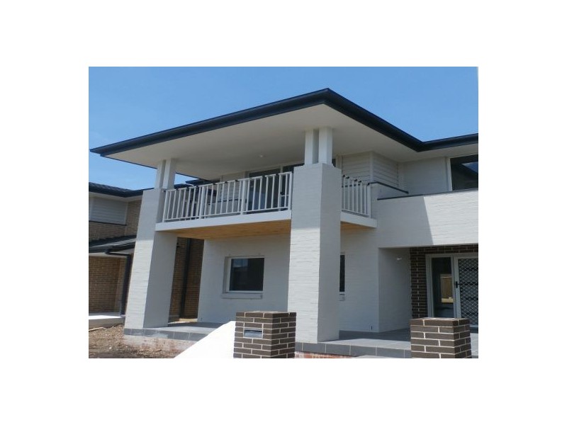 8 Sydney Smith Drive, Penrith NSW 2750