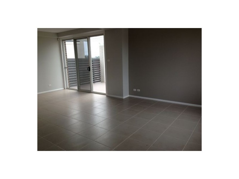 60 William Hart Crescent, Penrith NSW 2750