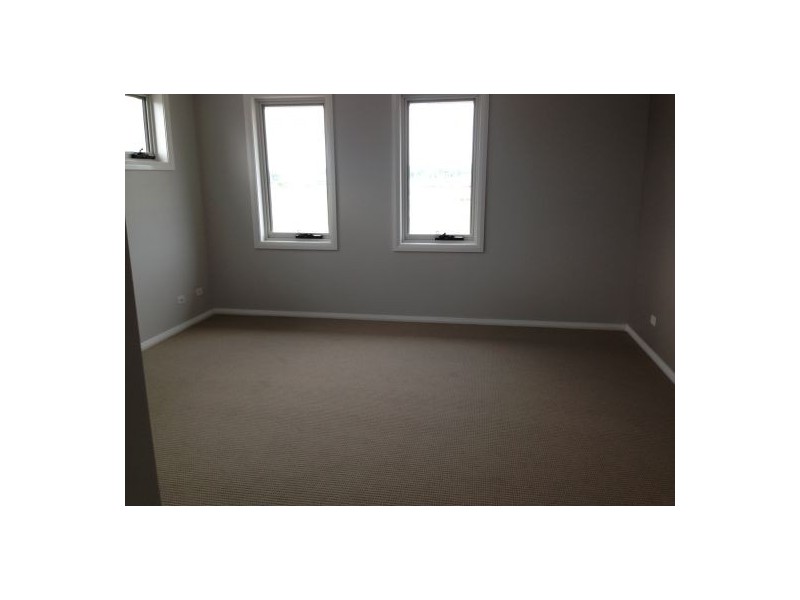 60 William Hart Crescent, Penrith NSW 2750