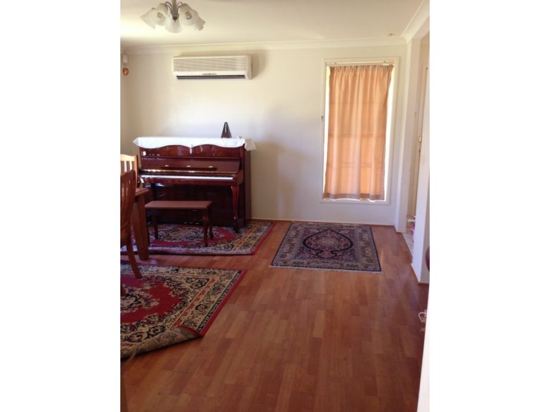42 Talara Avenue, Glenmore Park NSW 2745